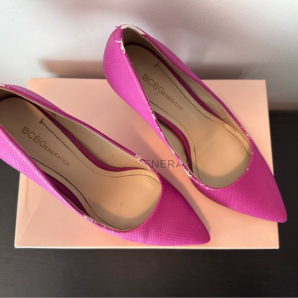 BCBG Twilight Magenta pumps (Size 6.5) - Picture 6 of 6